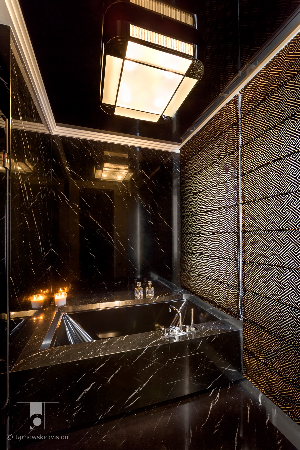 luksusowa łazienka kamienna wanna z marmuru łazienka ekstrawagancka marble bathroom interior_tarnowski division