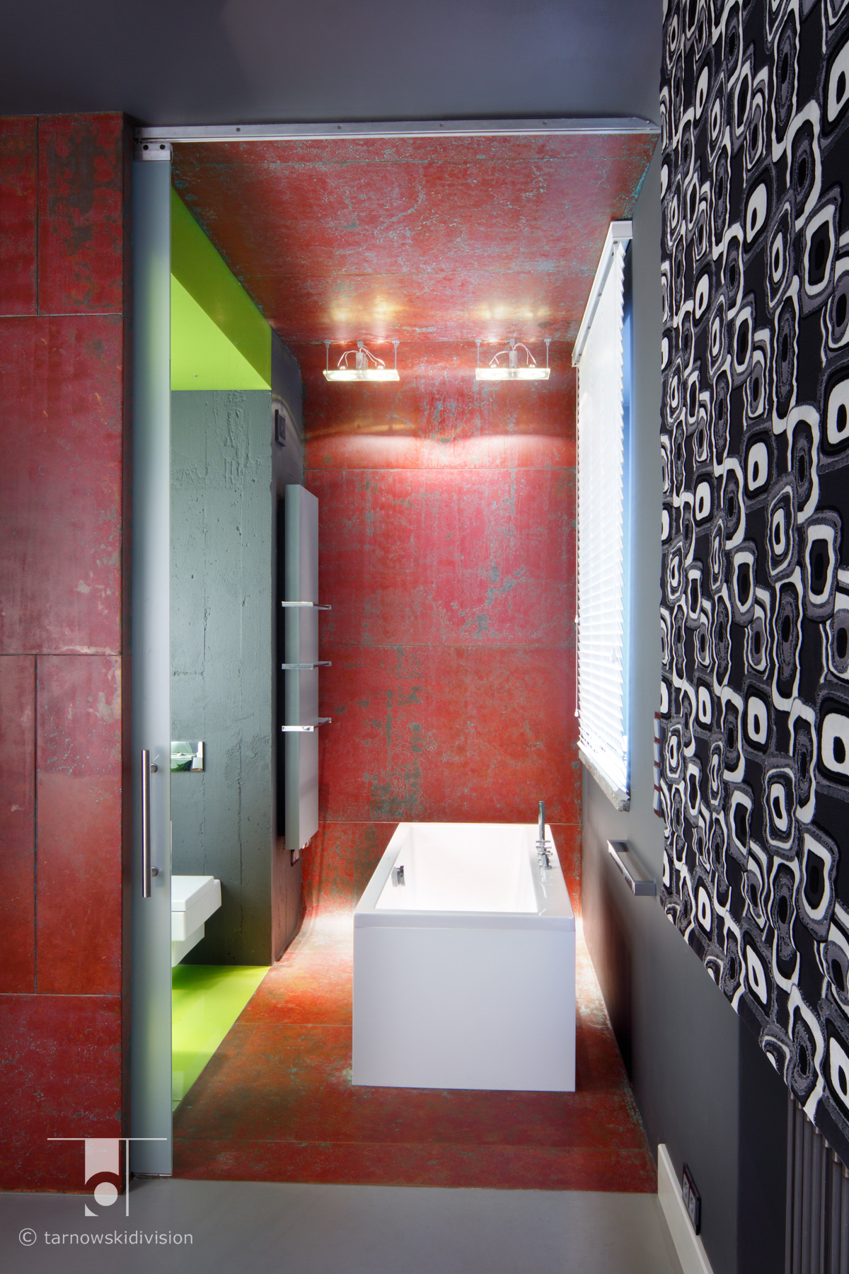 nowoczesna ekstrawagancka łazienka projekt wnętrz łazienki metal modern ekstravagant bathroom interior_tarnowski division