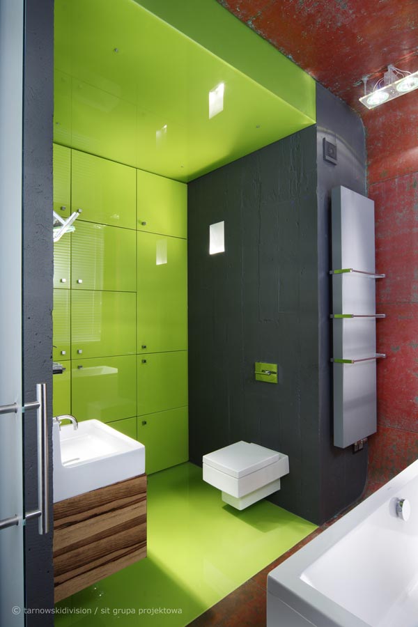 aranżacja wnętrz warszawa, projekt łazienki, projekt łazienki loft, projekt nowoczesnej łazienki, projekt kolorowej łazienki, ściana betonowa w łazience, drzwi szklane do łazienki, kolor czerwony w łazience, intensywny kolor w łazience, nietuzinkowa łazienka, kolor zielony w łazience, aranżacja wnętrz warszawa, architekt wnętrz warszawa, dobry architekt wnętrz warszawa, dobry projektant wnętrz warszawa, eleganckie wnętrze, najlepsi architekci wnętrz warszawa, najlepsi projektanci wnętrz warszawa, nowoczesne wnętrza warszawa, pracownia architektury wnętrz warszawa, projekt mieszkania warszawa, projektant wnętrz nowoczesnych warszawa, projektant wnętrz warszawa, projektowanie i aranżacja wnętrz warszawa, projektowanie wnętrz warszawa, projekty luksusowych apartamentów, studio projektowania wnętrz warszawa, bathroom design, loft bathroom design, modern bathroom design, colorful bathroom design, unusual bathroom, green color in the bathroom, concrete wall in the bathroom, glass door to the bathroom, red color in the bathroom, intense color in the bathroom, interior architect warsaw, best interior architects warsaw, modern interiors warsaw, interior design studio warsaw, interior design and arrangement warsaw, luxury apartment designs,